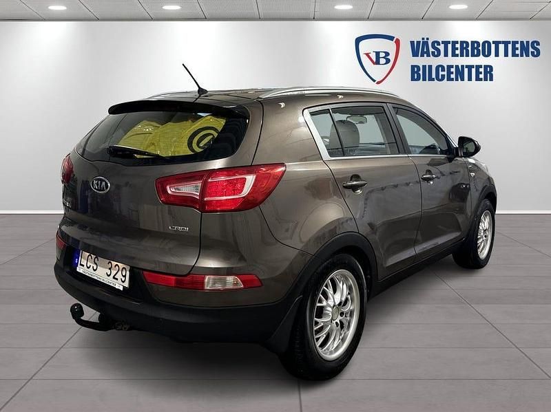 Begagnad Kia Sportage EX 136 HK (100 kW) 2011 Ljusbrun (brun) SUV
