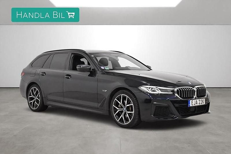 Begagnad BMW 530e M Sport 184 HK (135 kW) 2023 Svart Kombi