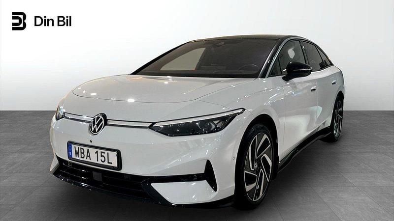 Vit Begagnad 2023 VW ID.7 Pro Sedan | 499 900 kr (Lite dyr) - Bild 1/4