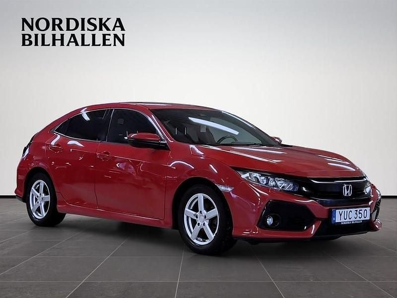 Röd Begagnad 2017 Honda Civic Elegance Halvkombi | 129 795 kr (Marknadspris) - Bild 1/4