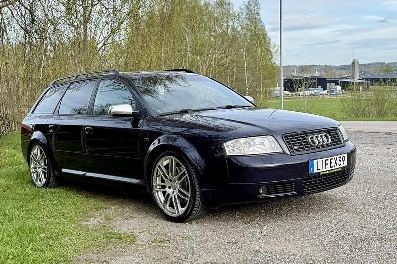 Blå Begagnad 2000 Audi S6 Kombi | 89 000 kr - Bild 1/4