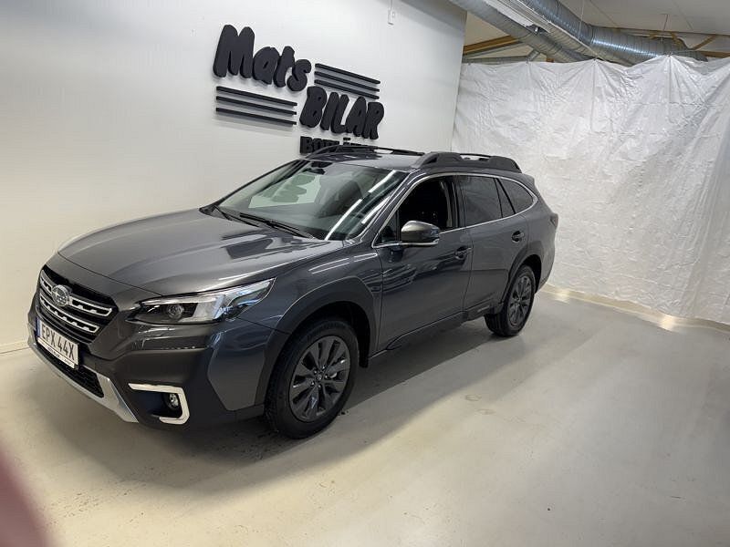Grå Ny 2024 Subaru Outback SUV | 481 800 kr - Bild 1/4