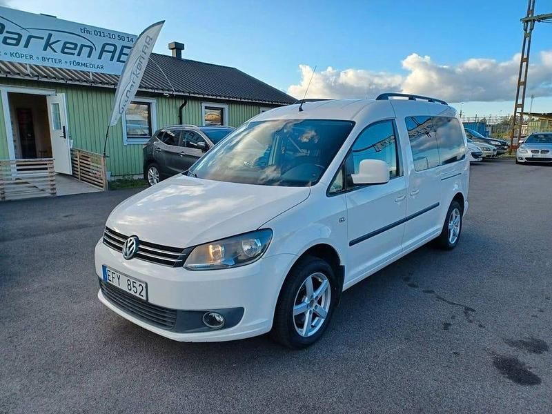 Vit Begagnad 2012 VW Caddy Maxi Minibuss | 74 900 kr - Bild 1/4