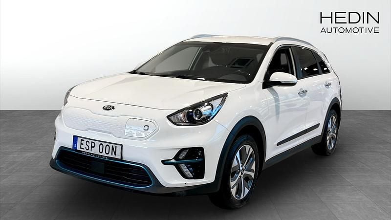 Vit (white) Begagnad 2019 Kia e-Niro Advance SUV | 180 000 kr (Marknadspris) - Bild 1/4