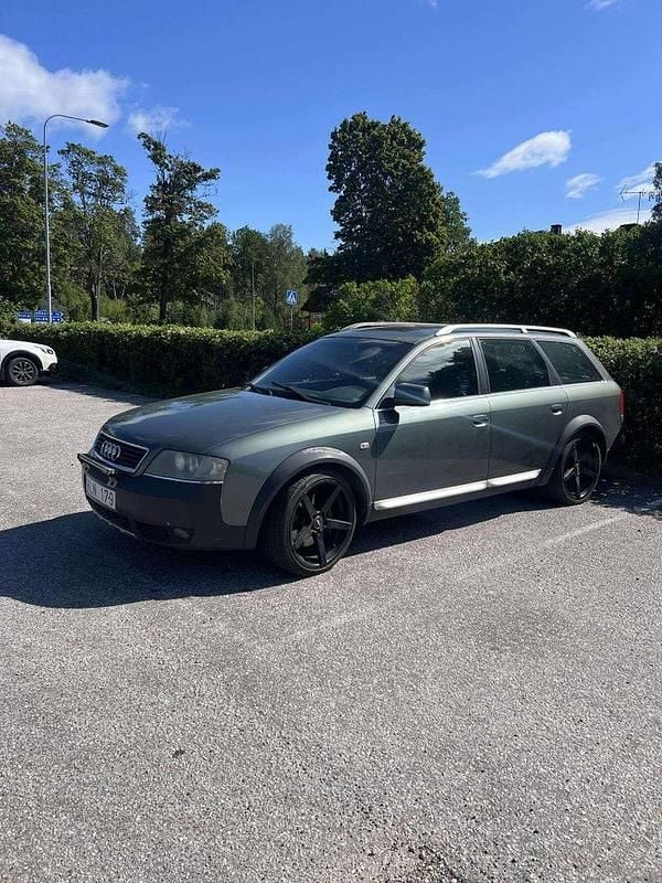 Grön Begagnad 2002 Audi A6 Allroad Kombi | 32 000 kr - Bild 1/4