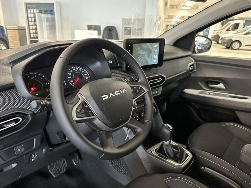 Ny Dacia Sandero Expression 90 HK (66 kW) 2025 Vit Halvkombi