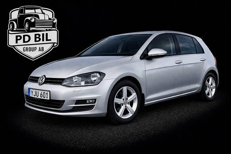 Silver Begagnad 2017 VW Golf VII Halvkombi | 68 000 kr (Superpris) - Bild 1/4