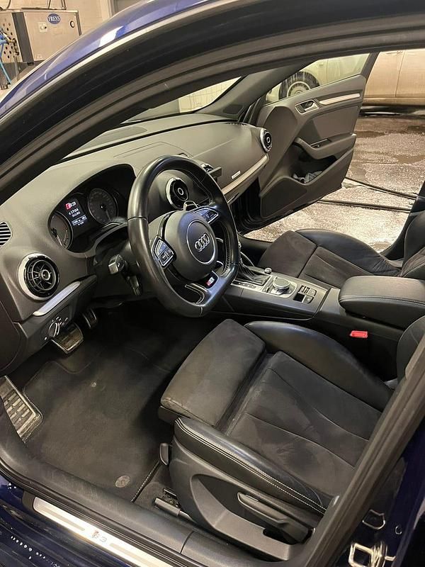 Begagnad Audi A3 300 HK (220 kW) 2014