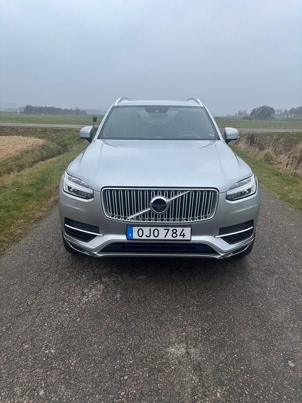 Begagnad 2017 Volvo XC90 SUV | 365 000 kr - Bild 1/4