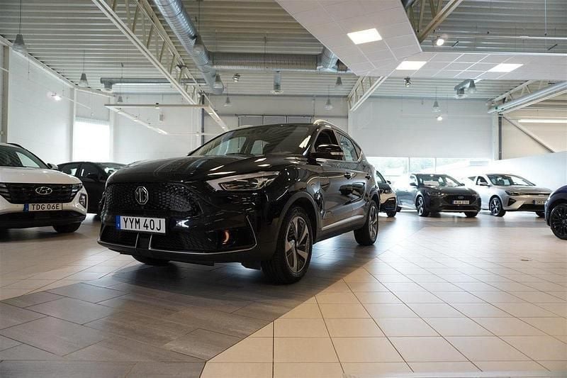 Svart Begagnad 2021 MG ZS Luxury Sedan | 239 900 kr (Superpris) - Bild 1/4