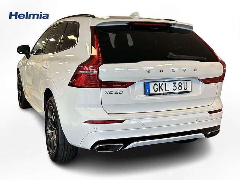 Begagnad Volvo XC60 R-Design 397 HK (291 kW) 2021 Vit SUV