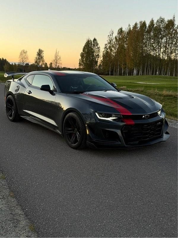Begagnad 2020 Chevrolet Camaro ZL1 Sportkupé | 875 000 kr - Bild 1/4