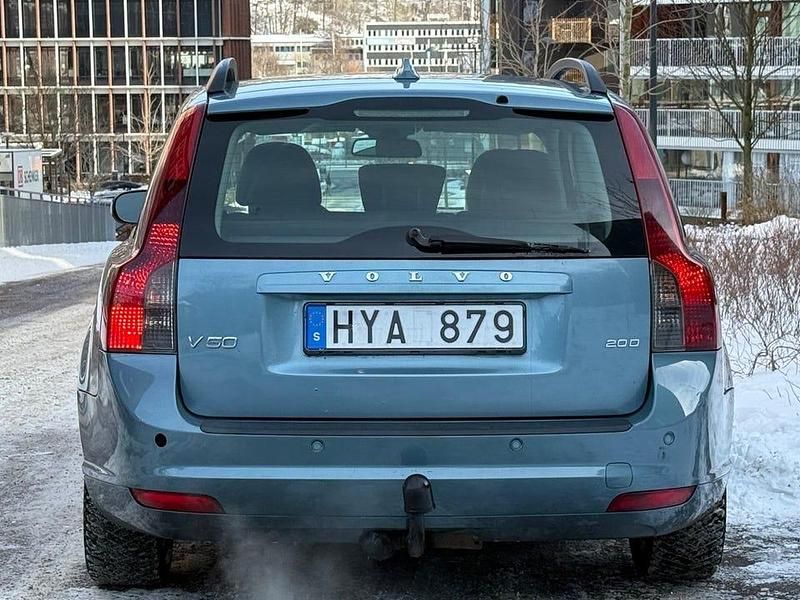Begagnad Volvo V50 136 HK (100 kW) 2008 Blå Kombi