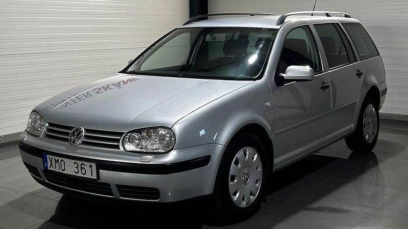 Silver Begagnad 2006 VW Golf V Basis Kombi | 29 900 kr (Bra pris) - Bild 1/4