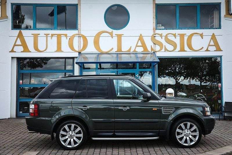 Mörkgrön metallic Begagnad 2007 Land Rover Range Rover Sport SUV | 125 000 kr - Bild 1/4