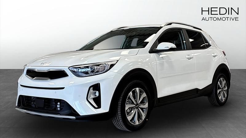 Svart Ny 2025 Kia Stonic Advance SUV | 257 674 kr (Marknadspris) - Bild 1/4