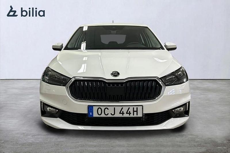 Ny Skoda Fabia Selection 116 HK (85 kW) 2025 Vit (candy white) Halvkombi