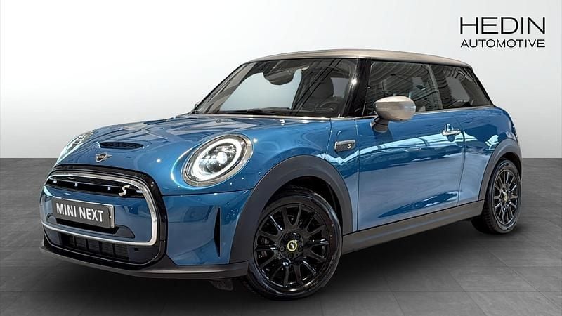 Blå Begagnad 2023 Mini Cooper SE Halvkombi | 194 700 kr (Superpris) - Bild 1/4