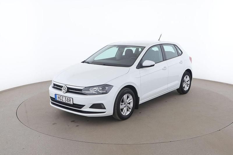 Vit Begagnad 2020 VW Polo Halvkombi | 161 000 kr (Marknadspris) - Bild 1/4