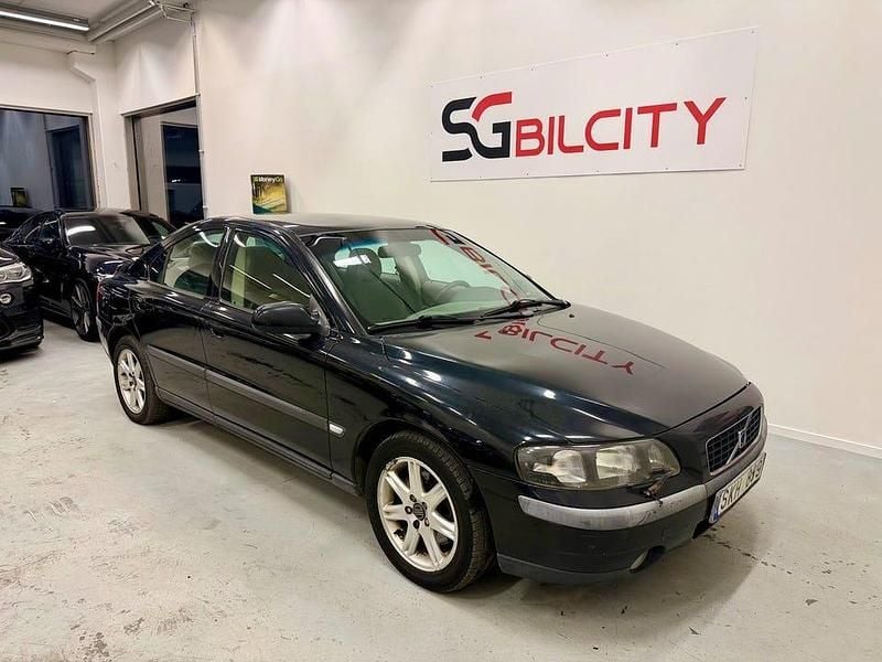 Svart Begagnad 2001 Volvo S60 Business Edition Sedan | 24 900 kr (Bra pris) - Bild 1/4