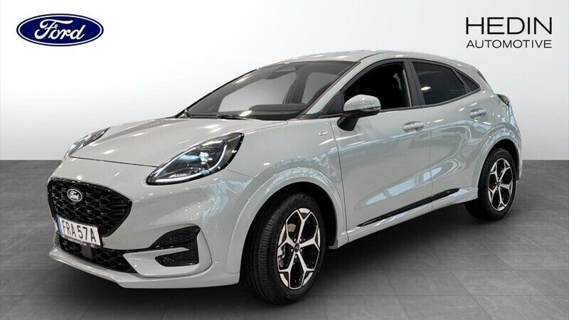 Grå (grey) Ny 2024 Ford Puma ST-Line SUV | 282 900 kr (Lite dyr) - Bild 1/4