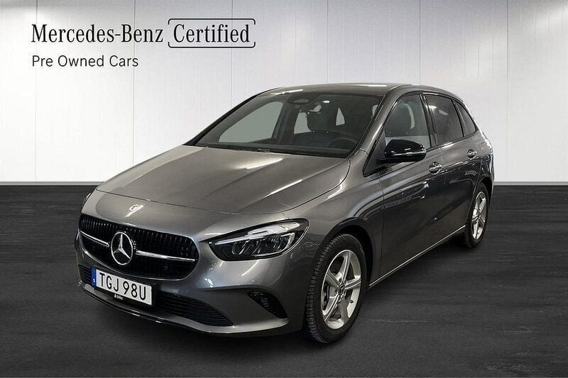 Mörkgrå Begagnad 2023 Mercedes B250e Minibuss | 349 900 kr (Superpris) - Bild 1/4