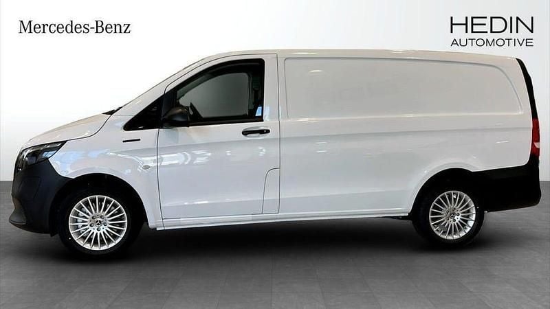 Begagnad Mercedes e-Vito 85 kW (116 HK) 2024 Vit (white) Minibuss