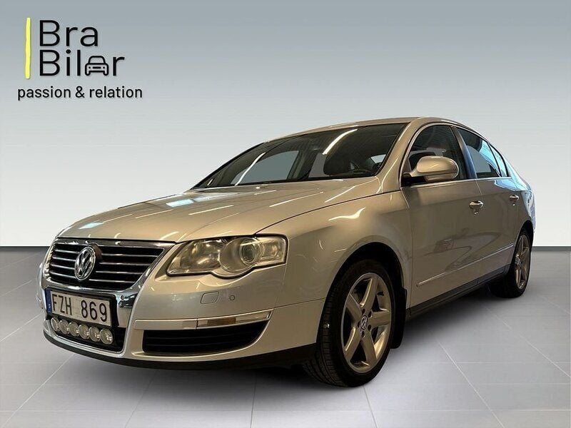 Silver Begagnad 2008 VW Passat Highline Sedan | 32 900 kr (Marknadspris) - Bild 1/4