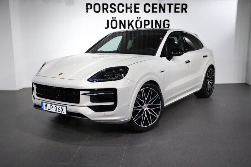 Ljusbrun (brown) Ny 2025 Porsche Cayenne SUV | 1 589 300 kr (Marknadspris) - Bild 1/4
