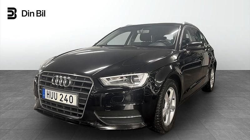 Svart Begagnad 2015 Audi A3 Sportback Halvkombi | 119 900 kr (Marknadspris) - Bild 1/4