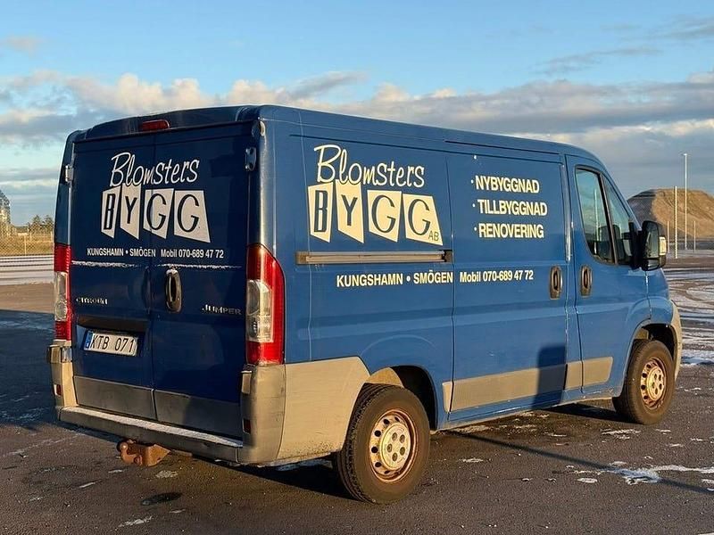 Begagnad Citroën Jumper 101 HK (74 kW) 2010 Blå Minibuss