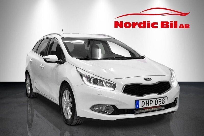 Vit Begagnad 2015 Kia Ceed Sportswagon Comfort Kombi | 59 900 kr (Marknadspris) - Bild 1/4