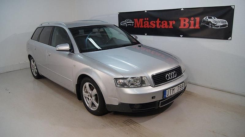 Silver Begagnad 2004 Audi A4 Comfort Kombi | 29 900 kr (Marknadspris) - Bild 1/4