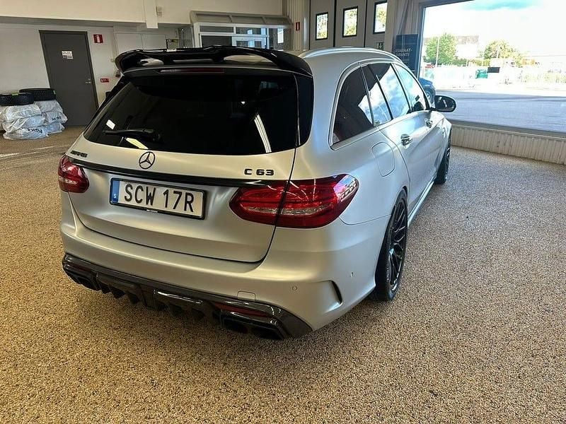 Begagnad Mercedes C63 AMG AMG 476 HK (350 kW) 2017 Silver Kombi
