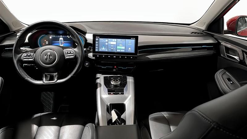 Begagnad MG MG5 EV Long Range 11 kW (15 HK) 2023 Röd Kombi