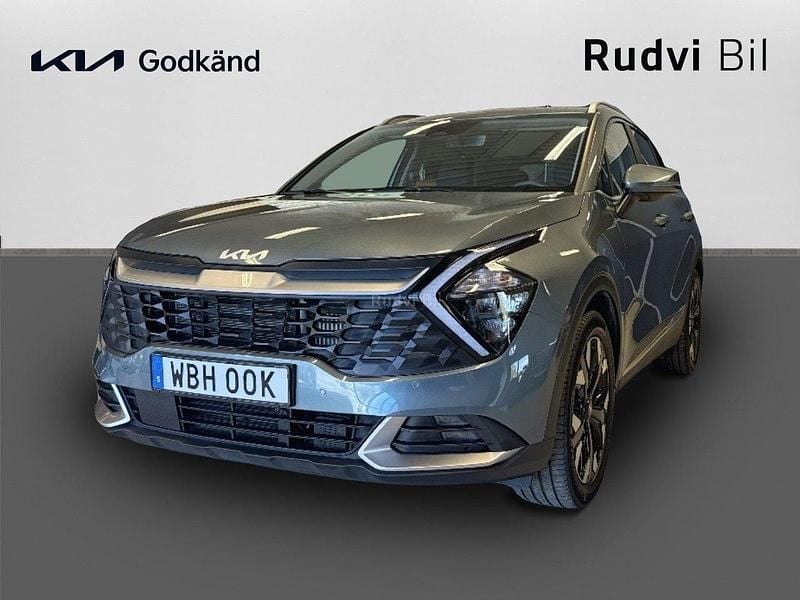 Ljusgrön (grå) Begagnad 2024 Kia Sportage SUV | 379 900 kr (Marknadspris) - Bild 1/4