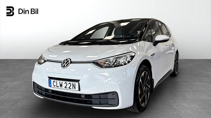 Vit Begagnad 2022 VW ID.3 Pro Performance Halvkombi | 259 900 kr (Marknadspris) - Bild 1/4