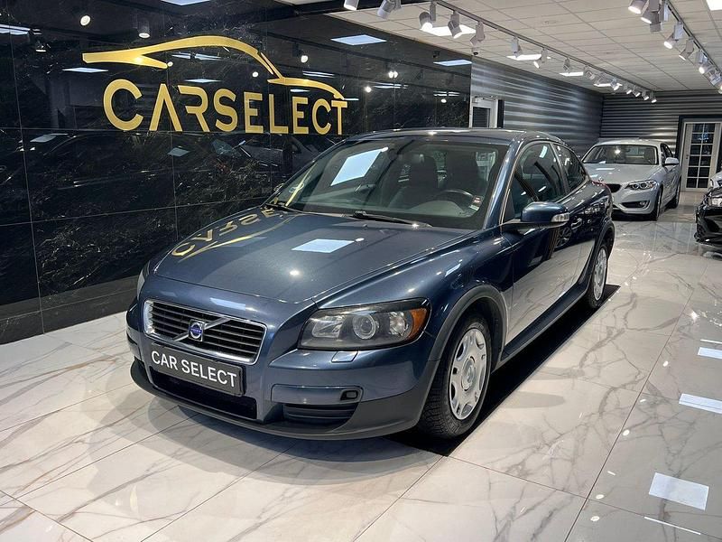 Blå Begagnad 2009 Volvo C30 Kinetic Halvkombi | 39 800 kr (Lite dyr) - Bild 1/4