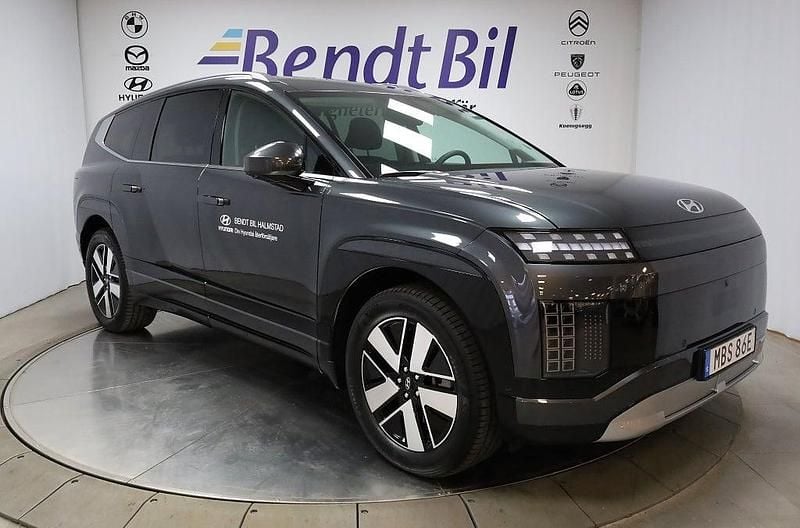 Grå Begagnad 2026 Hyundai Ioniq 9 Advanced SUV | 799 800 kr - Bild 1/3