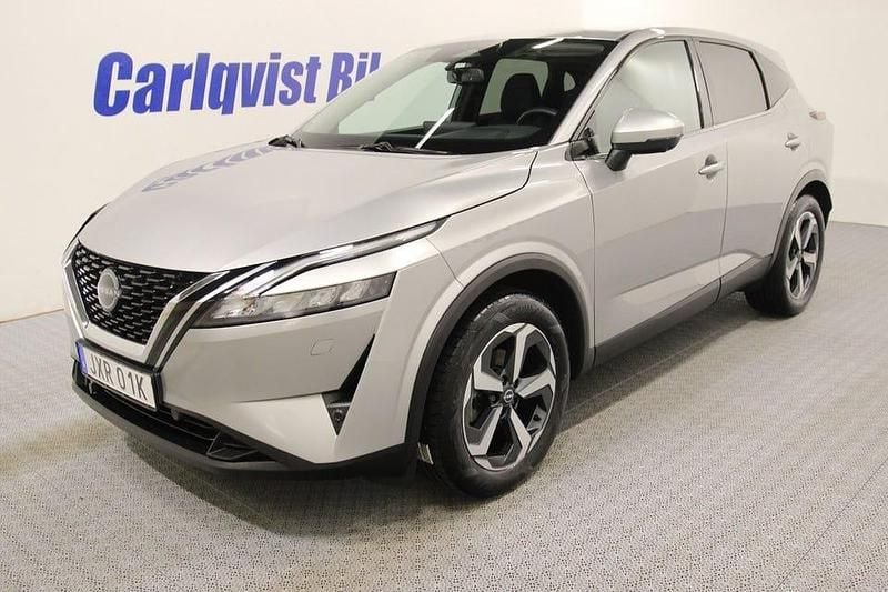 Silver metallic Begagnad 2023 Nissan Qashqai N-Connecta SUV | 319 000 kr (Lite dyr) - Bild 1/4