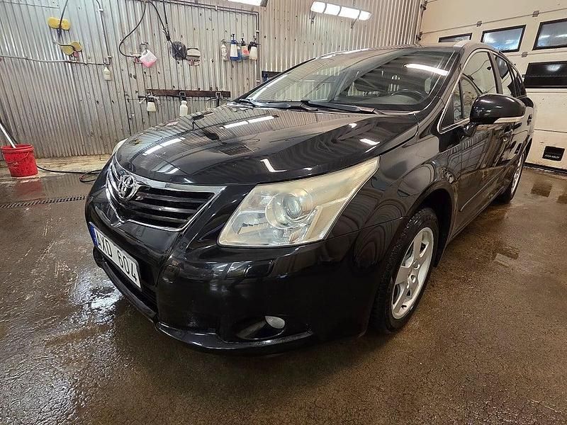 Svart Begagnad 2008 Toyota Avensis Business Edition Kombi | 79 900 kr (Marknadspris) - Bild 1/4