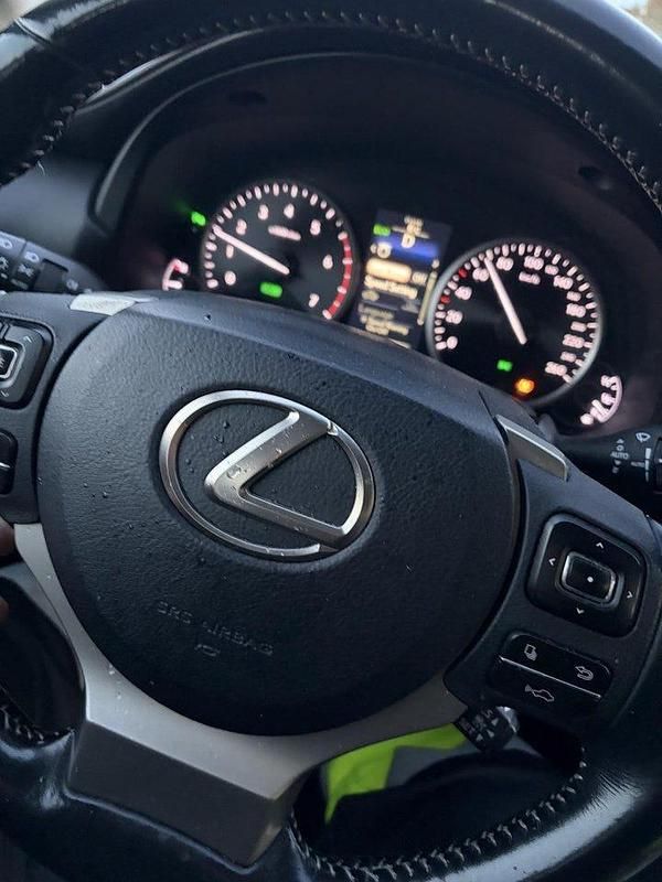 Begagnad Lexus NX300h Business Edition 197 HK (144 kW) 2016 SUV