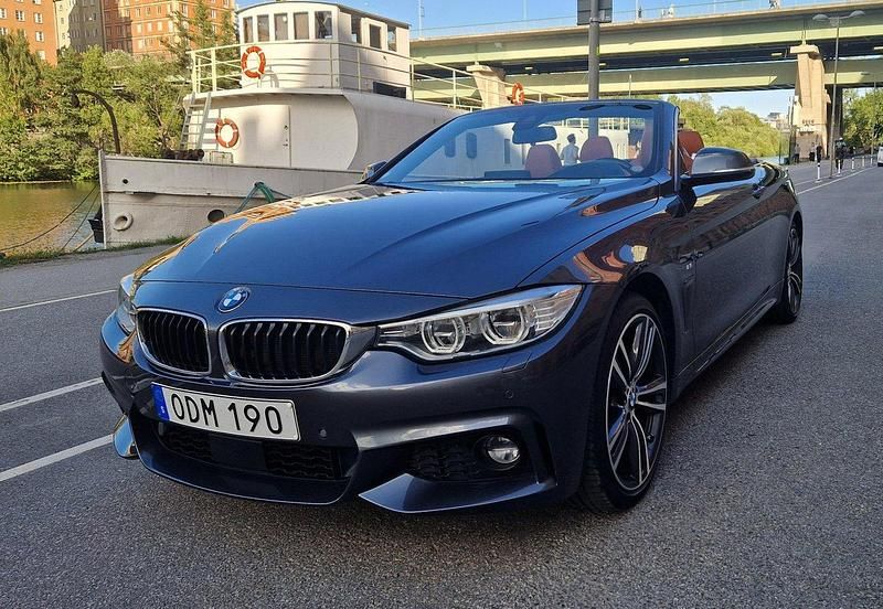 Grå Begagnad 2016 BMW 440 Cab | 389 000 kr - Bild 1/4
