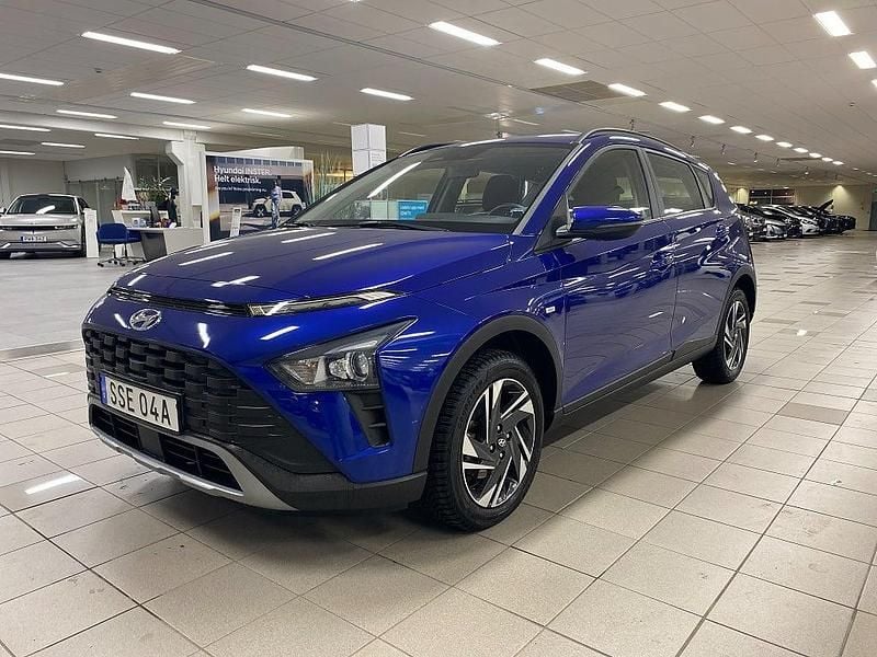 Blå Begagnad 2022 Hyundai Bayon Essential SUV | 199 800 kr (Marknadspris) - Bild 1/4