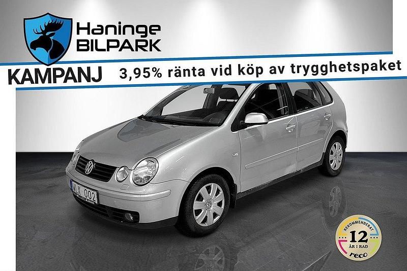 Silver Begagnad 2004 VW Polo Halvkombi | 39 900 kr (Marknadspris) - Bild 1/2