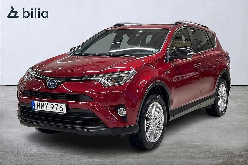 Röd Begagnad 2018 Toyota RAV4 Hybrid Edition SUV | 234 900 kr (Marknadspris) - Bild 1/3
