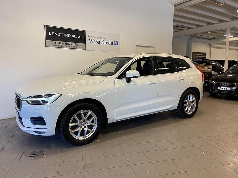 Vit Begagnad 2020 Volvo XC60 Momentum SUV | 329 900 kr (Superpris) - Bild 1/4