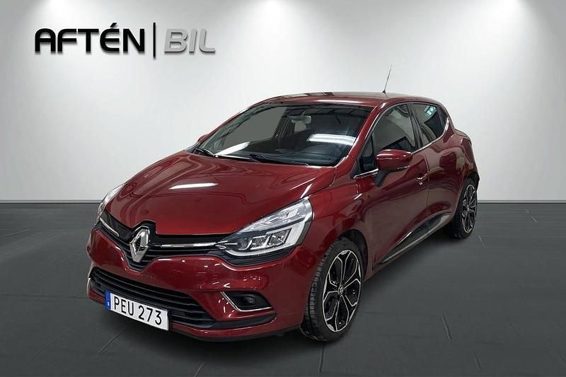 Begagnad Renault Clio IV Intens 90 HK (66 kW) 2018 Mörkröd Halvkombi