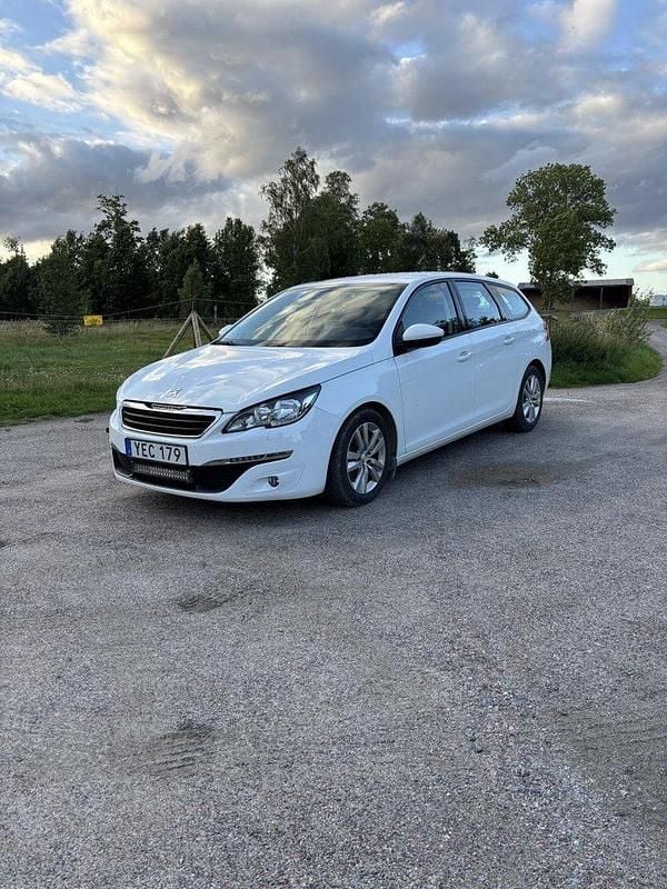 Begagnad 2016 Peugeot 308 Active Kombi | 72 900 kr (Bra pris) - Bild 1/4