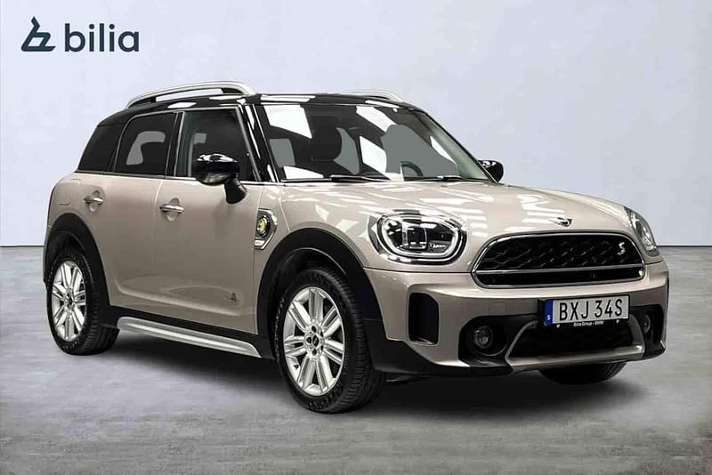 Grå Begagnad 2023 Mini Cooper Countryman SUV | 299 000 kr (Marknadspris) - Bild 1/1